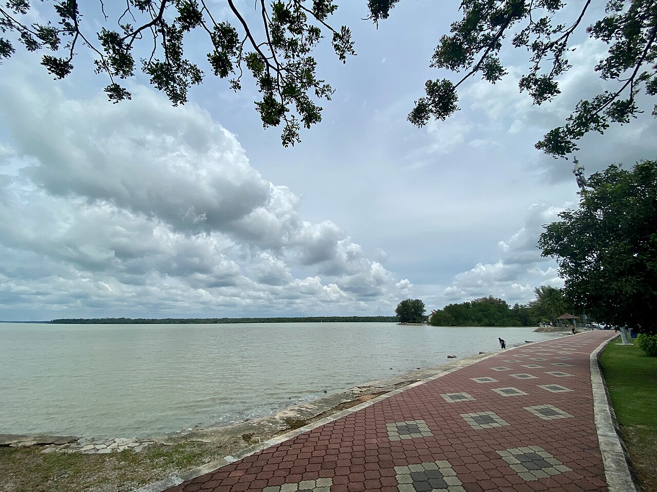 Kawasan rekreasi Tanjung Emas di Muar